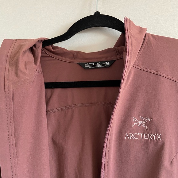 Arc'teryx Gamma SL Hoody Women’s Jacket, Lightweight — Great Condition - Picture 4 of 6